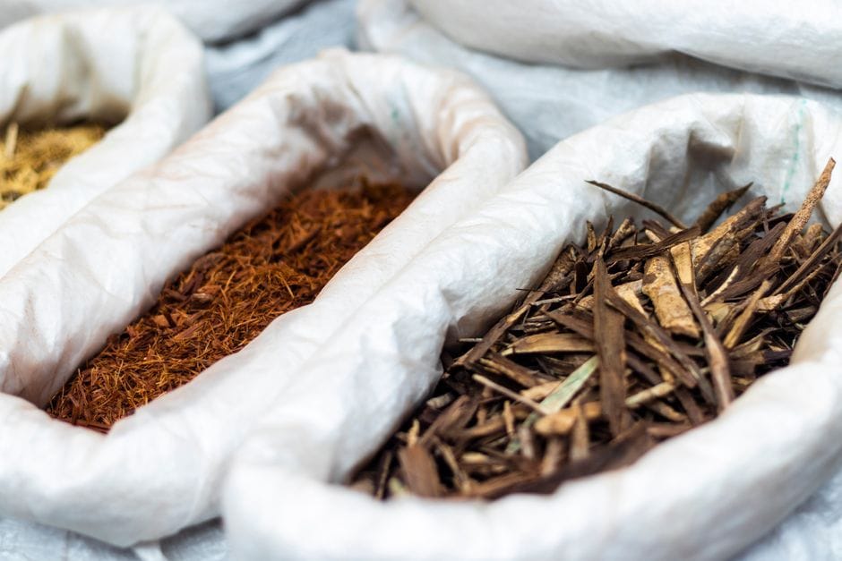 Thảo mộc gia truyền Kháu Vài Lèng của dòng họ Mạc giúp củng cố phong độ và sinh lực nam giới.